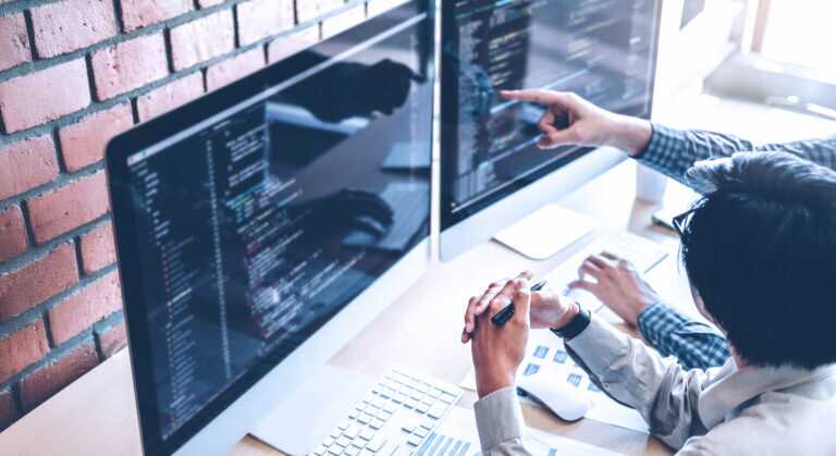 Developing Programmer Team Development Website Design And Coding